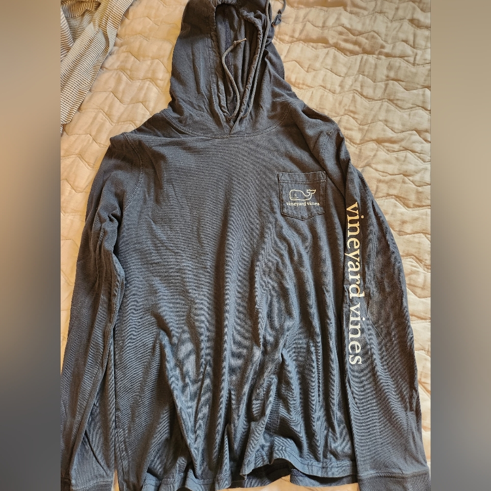 Vineyard Vines hoodie